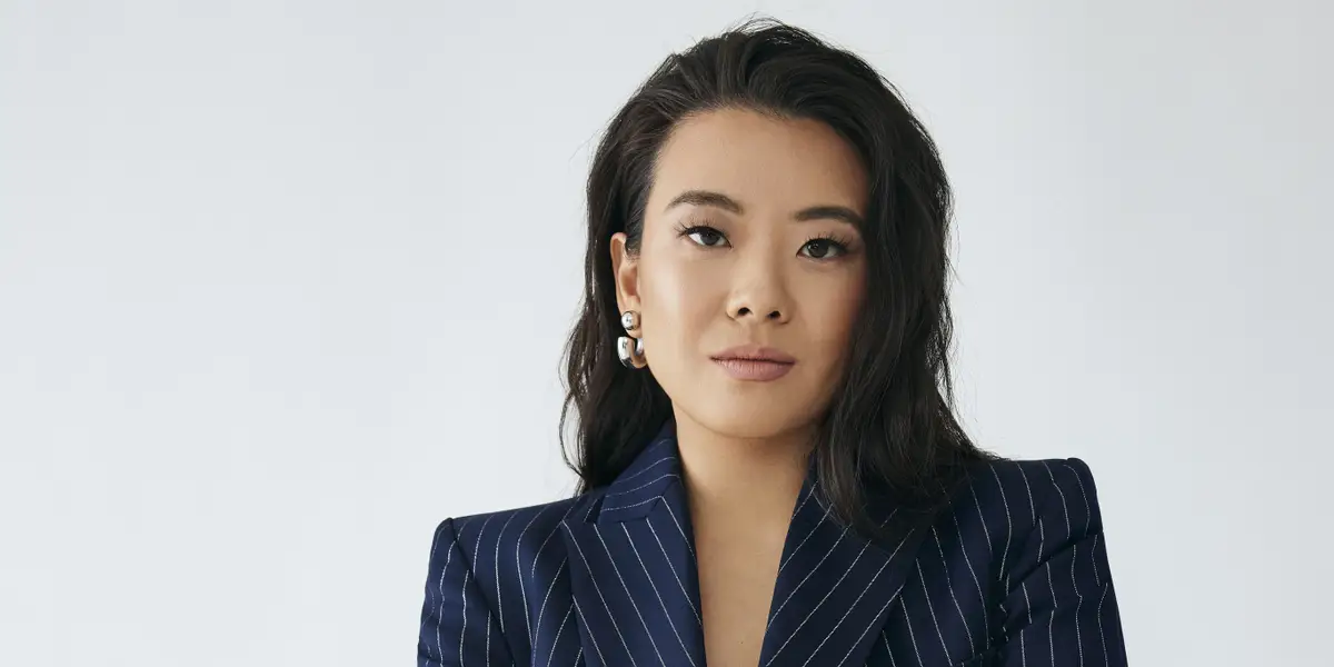 Headshot of Vivian Tu